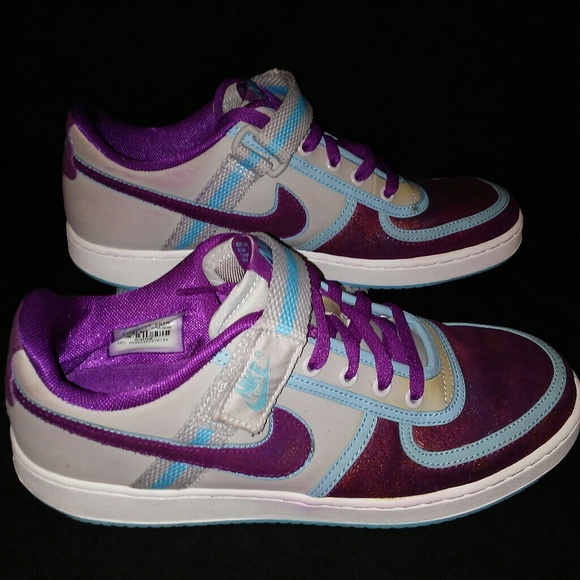 Nike SB Dunk Low - Picture 2 of 4